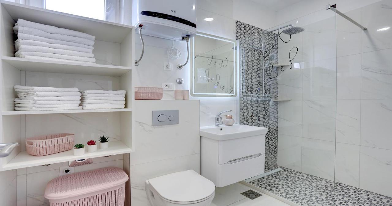 Adorable Apartment Ena Каштела Екстер'єр фото
